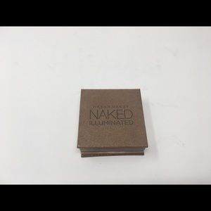 Urban Decay Naked Illuminated Shimmering Powder